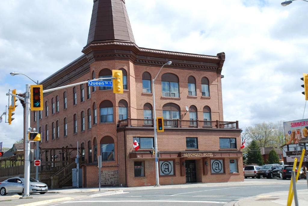 Algonquin Hotel